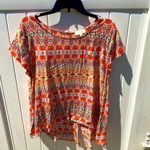 Cynthia Rowley Plus Size high low top with free bracelet!